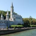 1200px lourdes basilique et gave