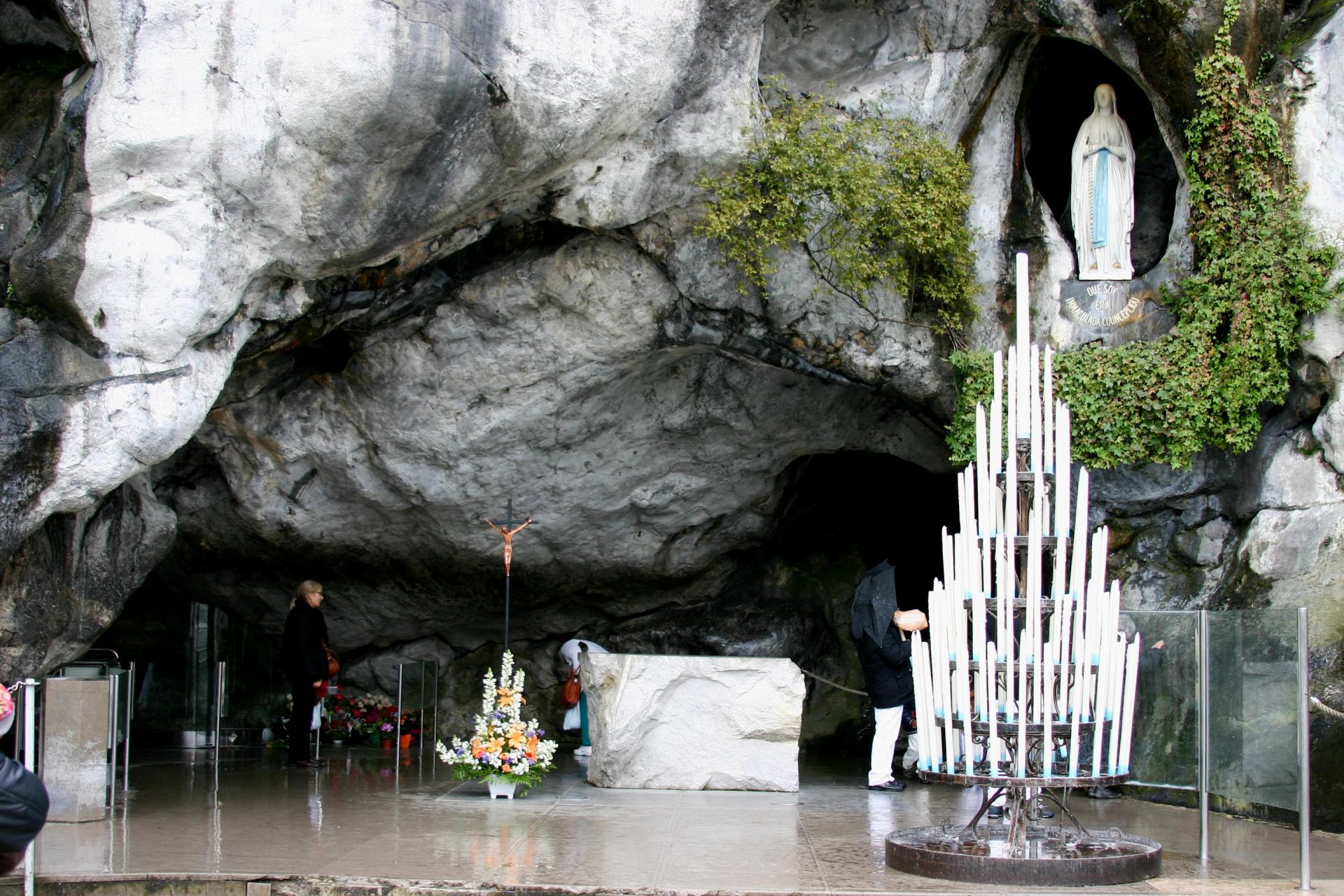 Grotto of lourdes lourdes 2014 3 