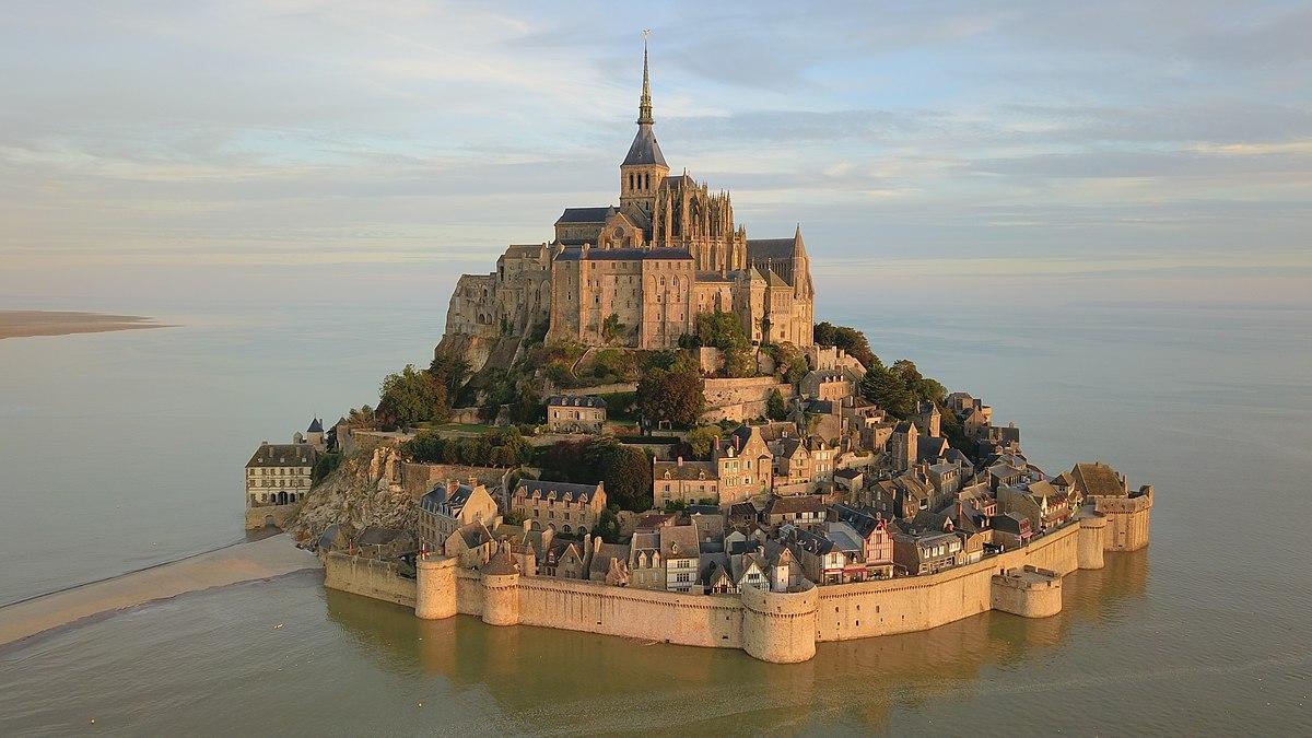 Mont saint michel vu du ciel